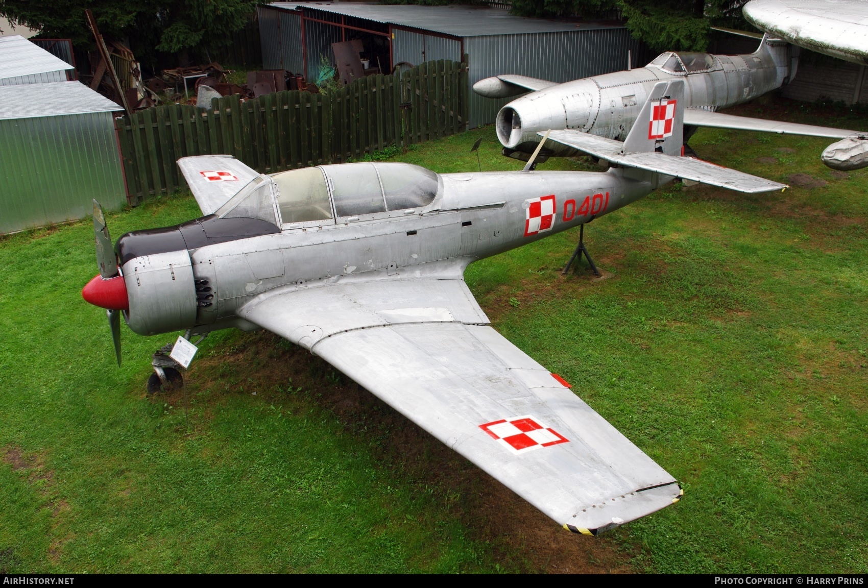 Aircraft Photo of 0401 | PZL-Mielec TS-8 Bies | Poland - Air Force | AirHistory.net #612127