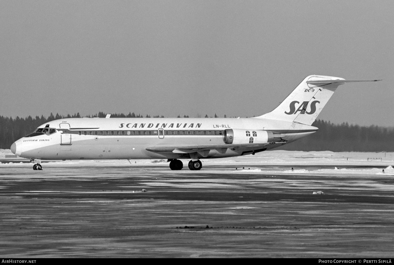 Aircraft Photo of LN-RLL | McDonnell Douglas DC-9-21 | Scandinavian Airlines - SAS | AirHistory.net #612251