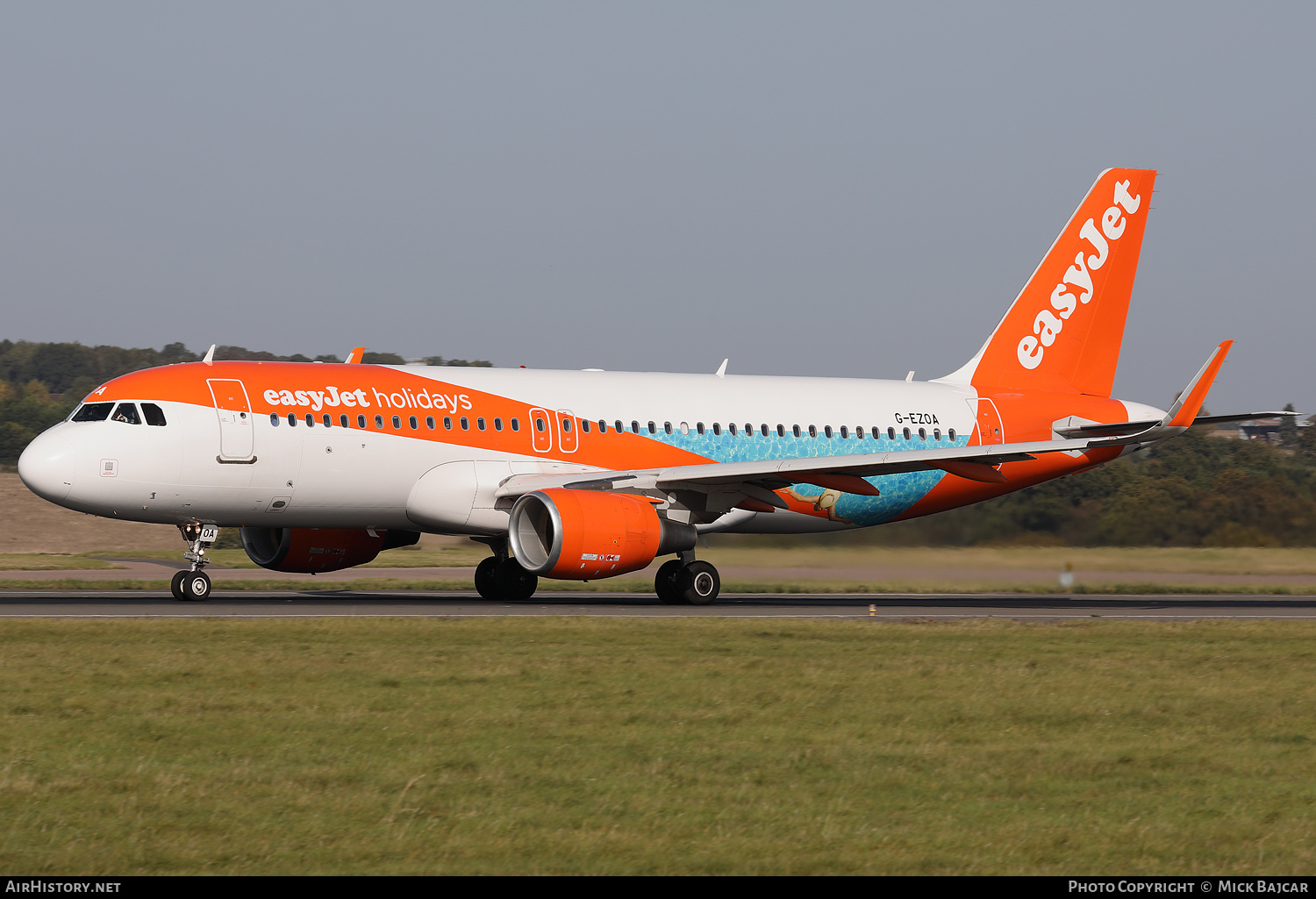 Aircraft Photo of G-EZOA | Airbus A320-214 | EasyJet | AirHistory.net #612273