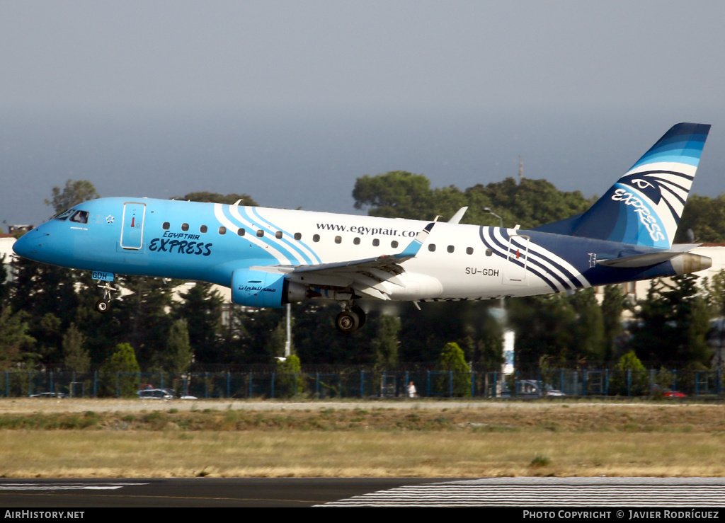 Aircraft Photo of SU-GDH | Embraer 170LR (ERJ-170-100LR) | EgyptAir Express | AirHistory.net #612345