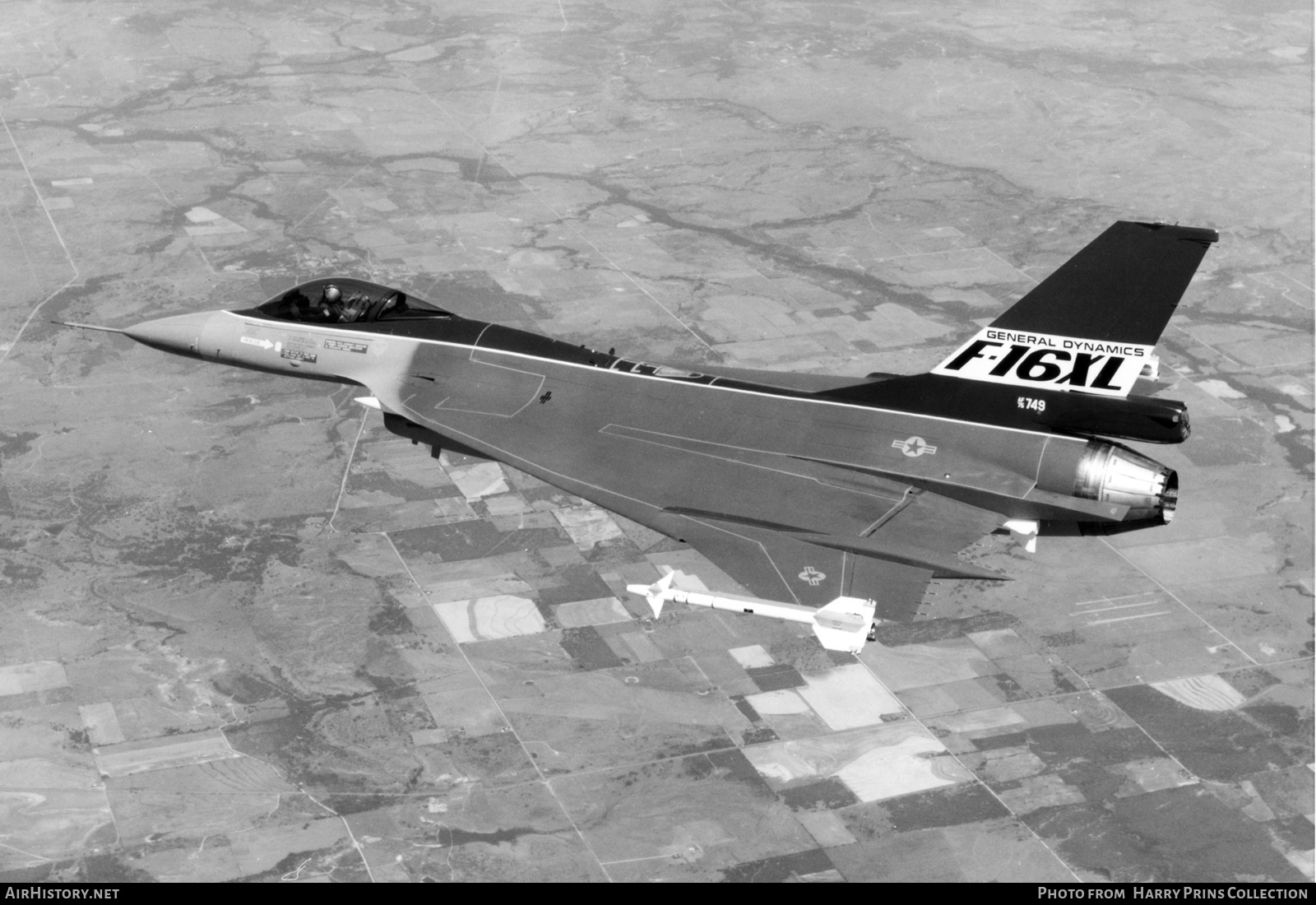 Aircraft Photo of 75-0749 | General Dynamics F-16XL-1 Fighting Falcon | USA - Air Force | AirHistory.net #612495