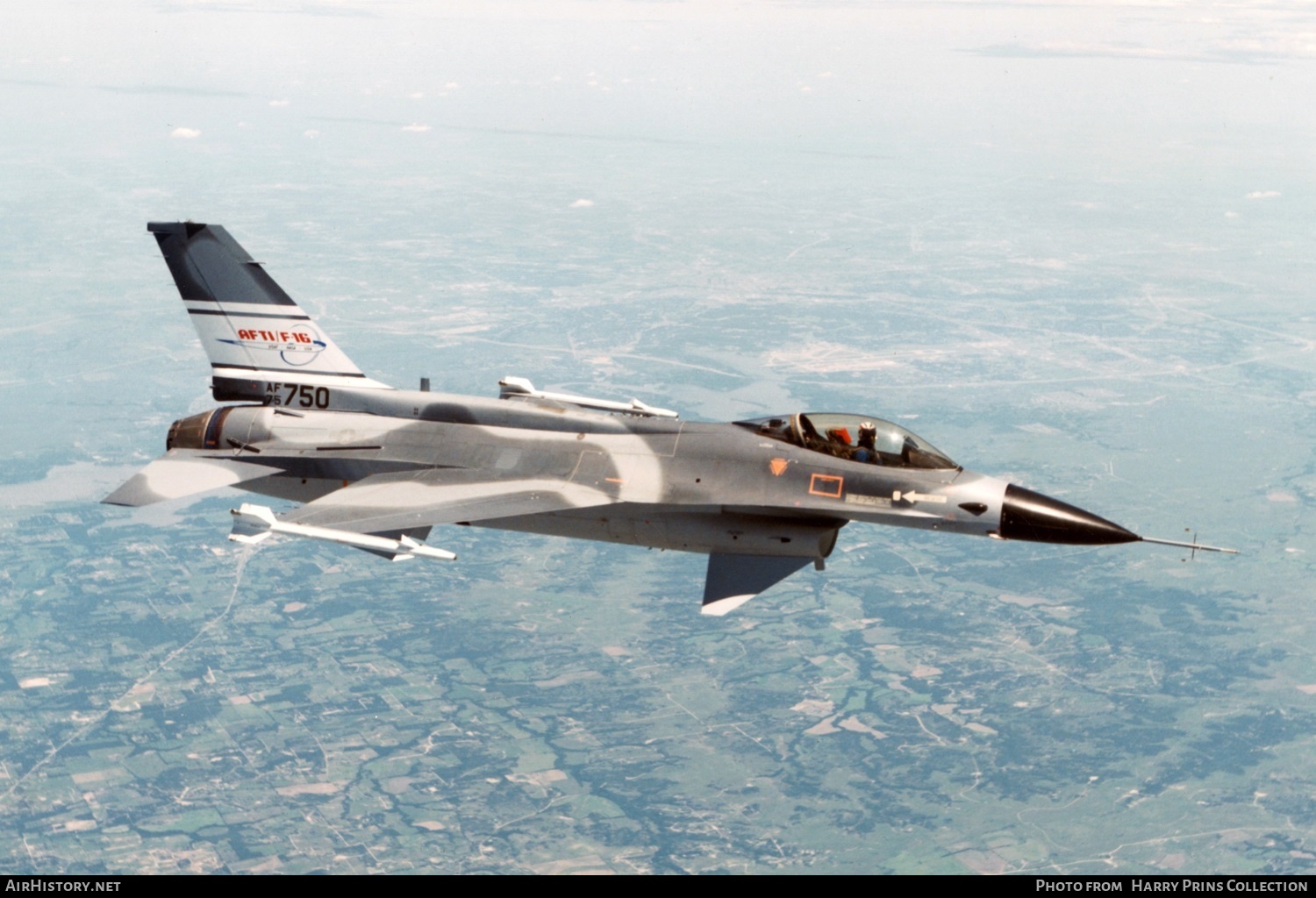 Aircraft Photo of 75-0750 / AF75-750 | General Dynamics NF-16A/AFTI Fighting Falcon | USA - Air Force | AirHistory.net #612499