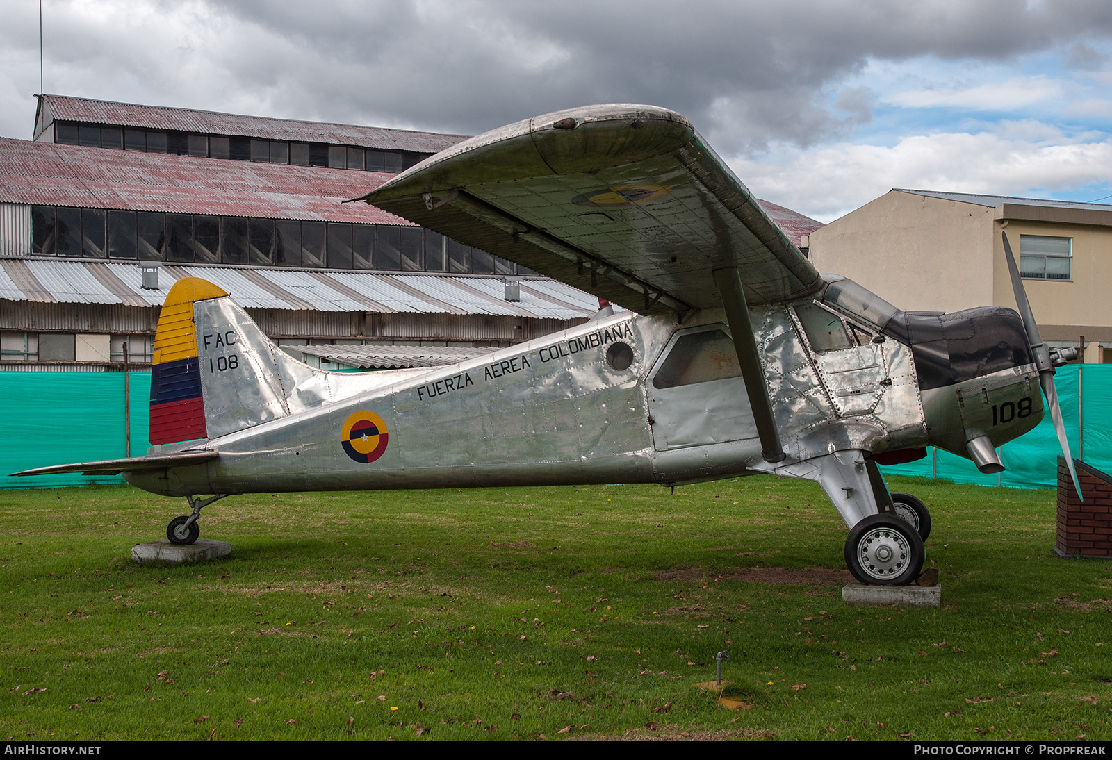 Aircraft Photo of FAC-108 | De Havilland Canada DHC-2 Beaver Mk.1 | Colombia - Air Force | AirHistory.net #612611