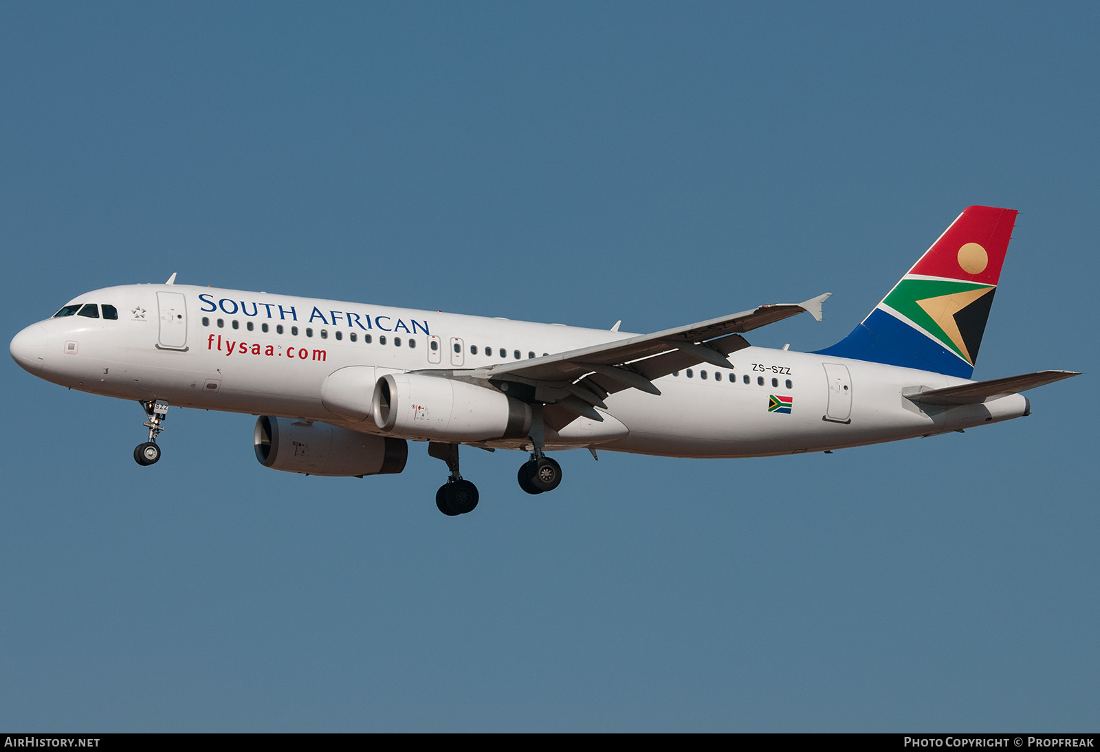 Aircraft Photo of ZS-SZZ | Airbus A320-232 | South African Airways | AirHistory.net #612614