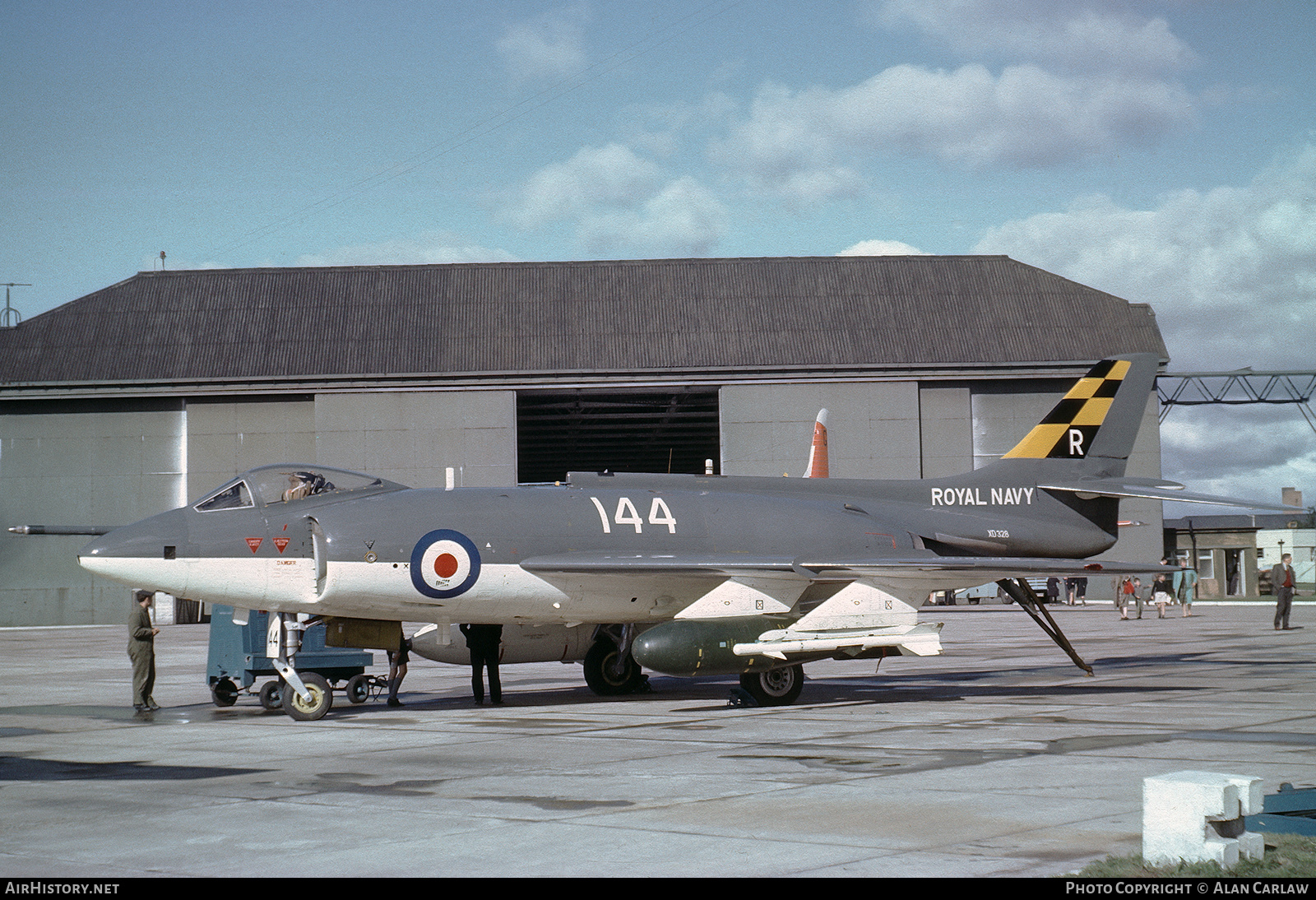 Aircraft Photo of XD328 | Supermarine Scimitar F1 | UK - Navy | AirHistory.net #612659