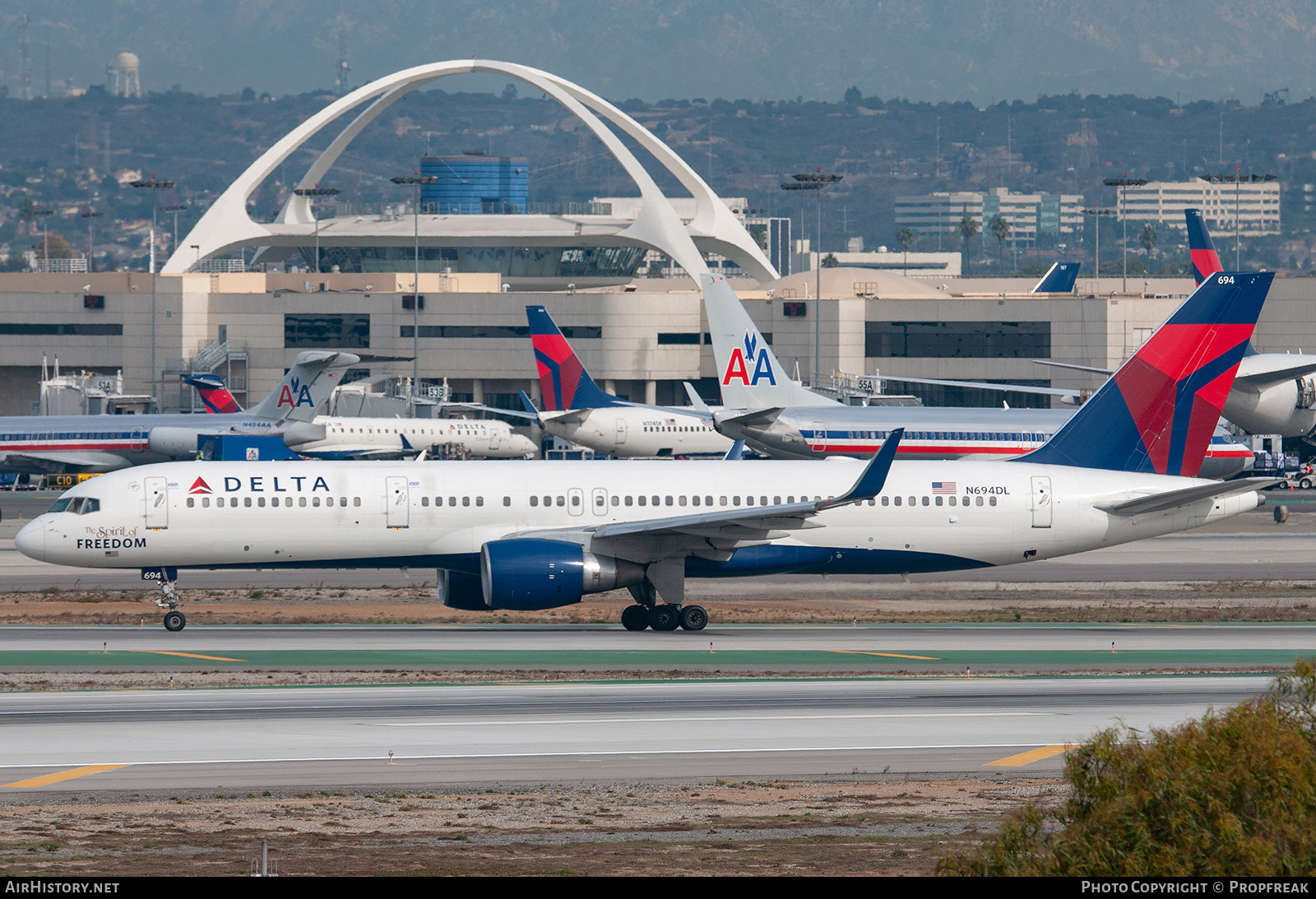 Aircraft Photo of N694DL | Boeing 757-232 | Delta Air Lines | AirHistory.net #612717