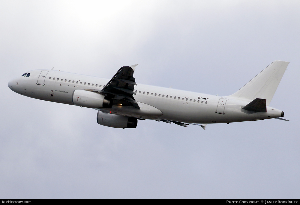 Aircraft Photo of 9H-MLC | Airbus A320-232 | Avion Express | AirHistory.net #612753