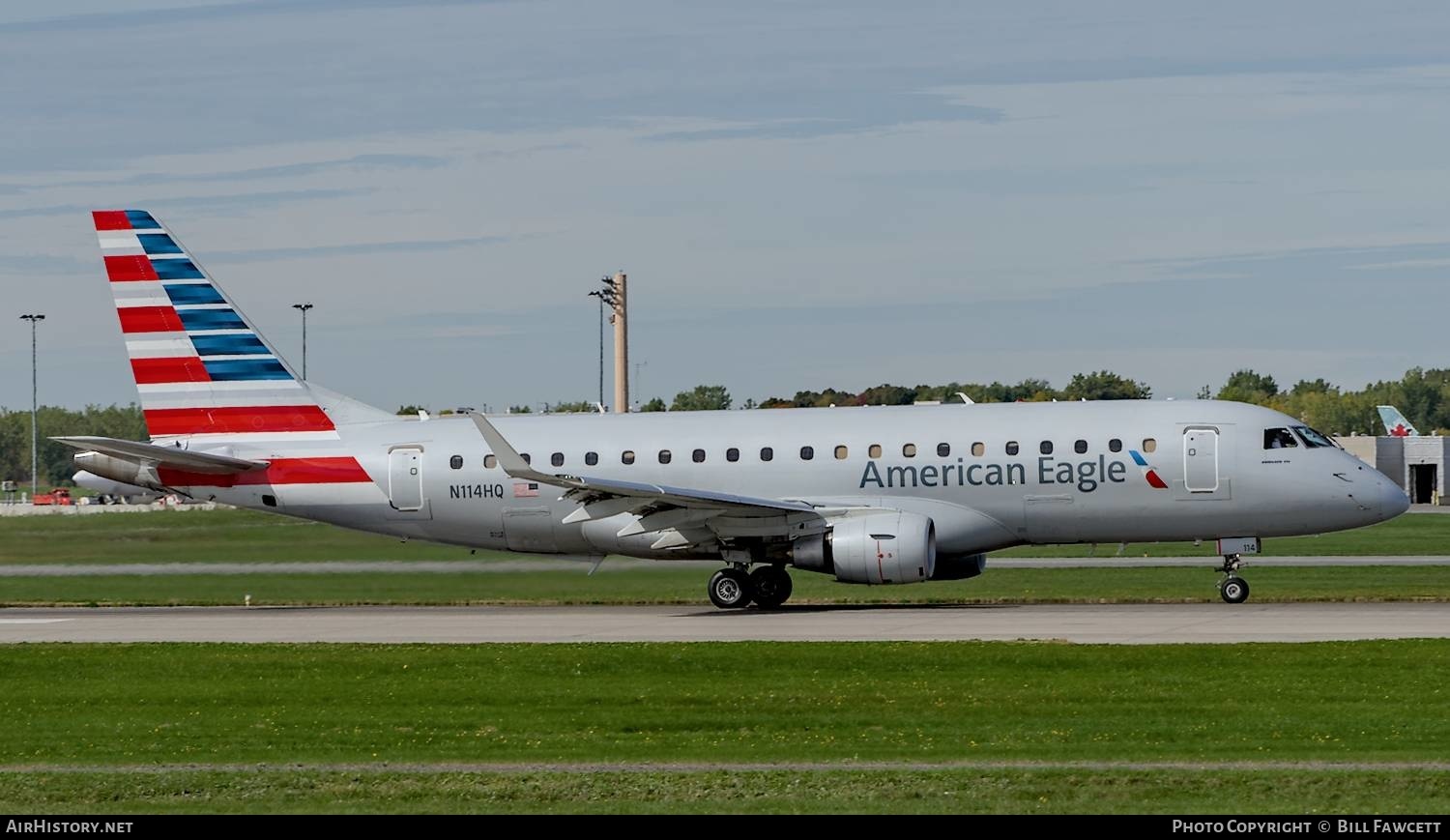 Aircraft Photo of N114HQ | Embraer 175LR (ERJ-170-200LR) | American Eagle | AirHistory.net #612806