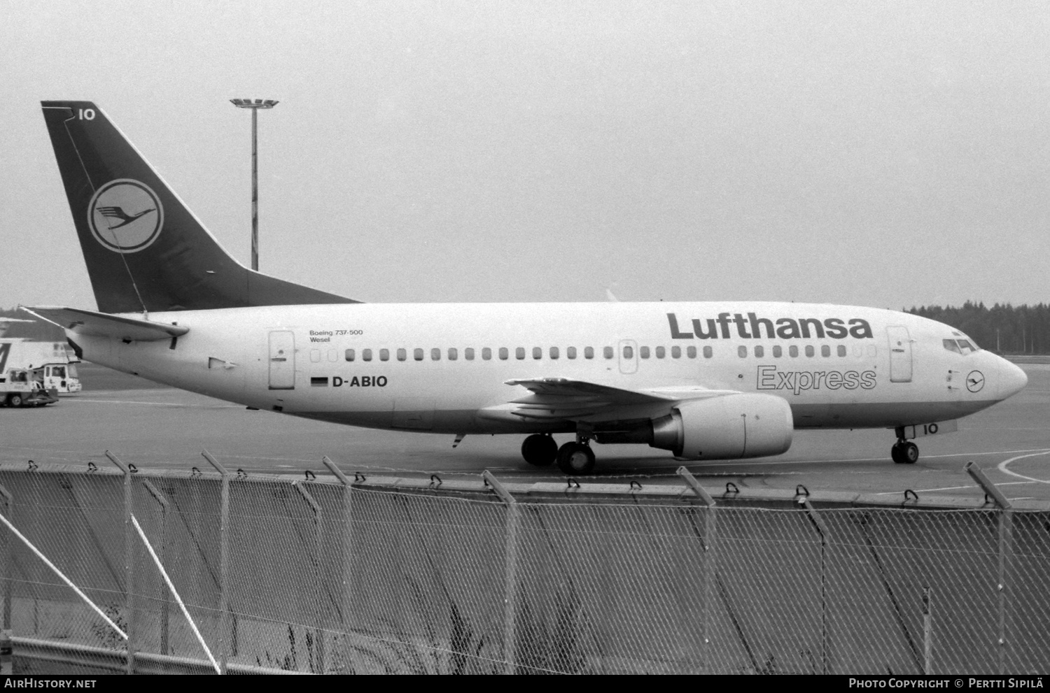 Aircraft Photo of D-ABIO | Boeing 737-530 | Lufthansa Express | AirHistory.net #612892