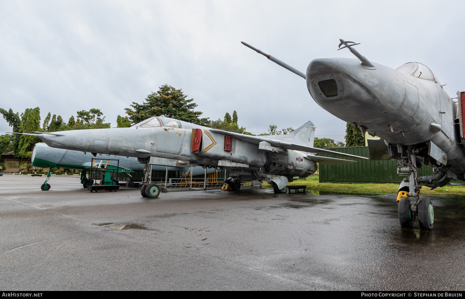 Aircraft Photo of SFS-762 | Mikoyan-Gurevich MiG-27M | Sri Lanka - Air Force | AirHistory.net #612897