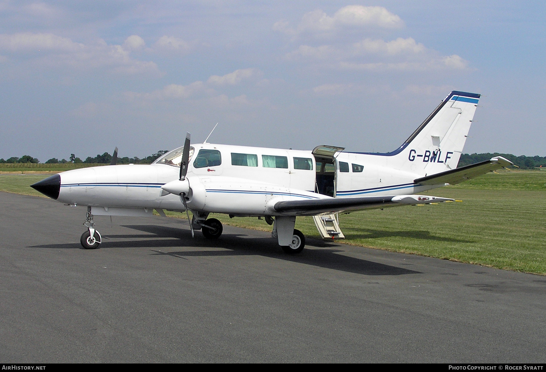 Aircraft Photo of G-BWLF | Cessna 404 Titan | AirHistory.net #612900