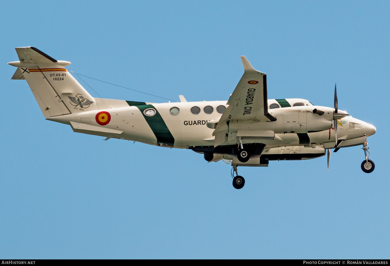Aircraft Photo of DT.05-01 | Hawker Beechcraft 350i King Air (B300) | Spain - Guardia Civil | AirHistory.net #613016