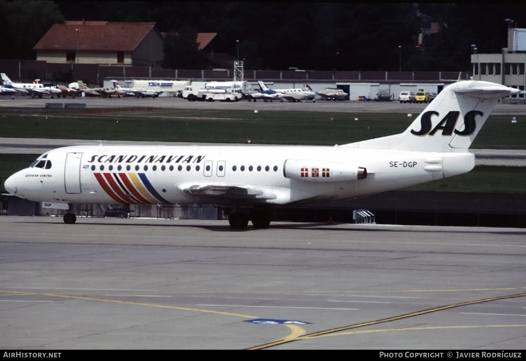 Aircraft Photo of SE-DGP | Fokker F28-4000 Fellowship | Scandinavian Airlines - SAS | AirHistory.net #613025