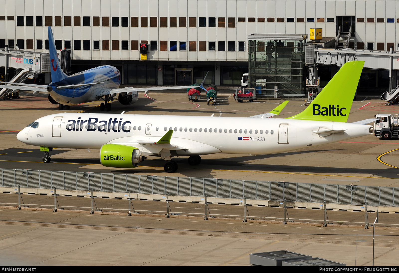 Aircraft Photo of YL-AAT | Airbus A220-371 (BD-500-1A11) | AirBaltic | AirHistory.net #613088