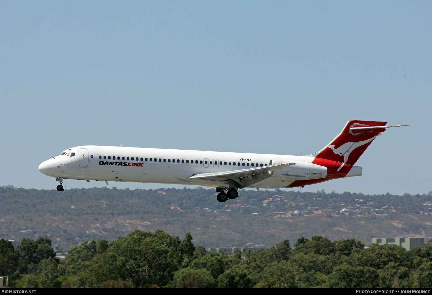 Aircraft Photo of VH-NXE | Boeing 717-23S | QantasLink | AirHistory.net #613116