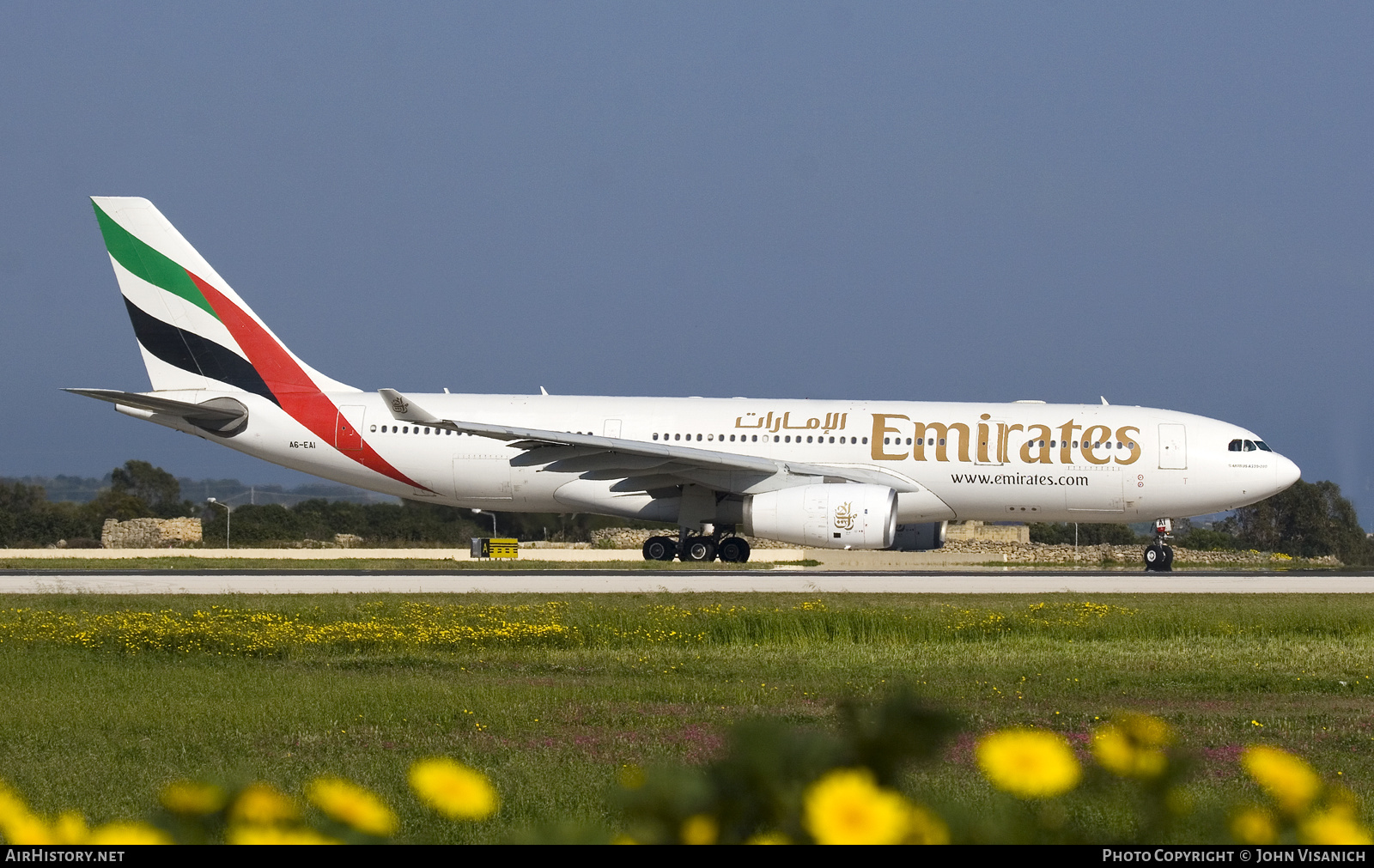 Aircraft Photo of A6-EAI | Airbus A330-243 | Emirates | AirHistory.net #613125