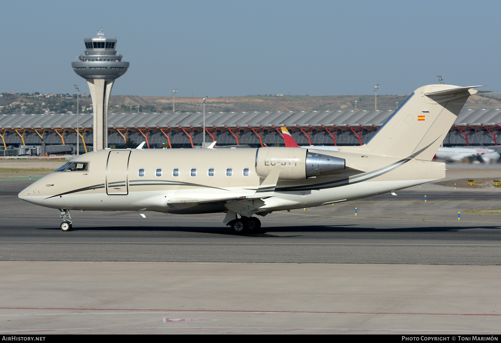 Aircraft Photo of EC-JYT | Bombardier Challenger 604 (CL-600-2B16) | AirHistory.net #613126