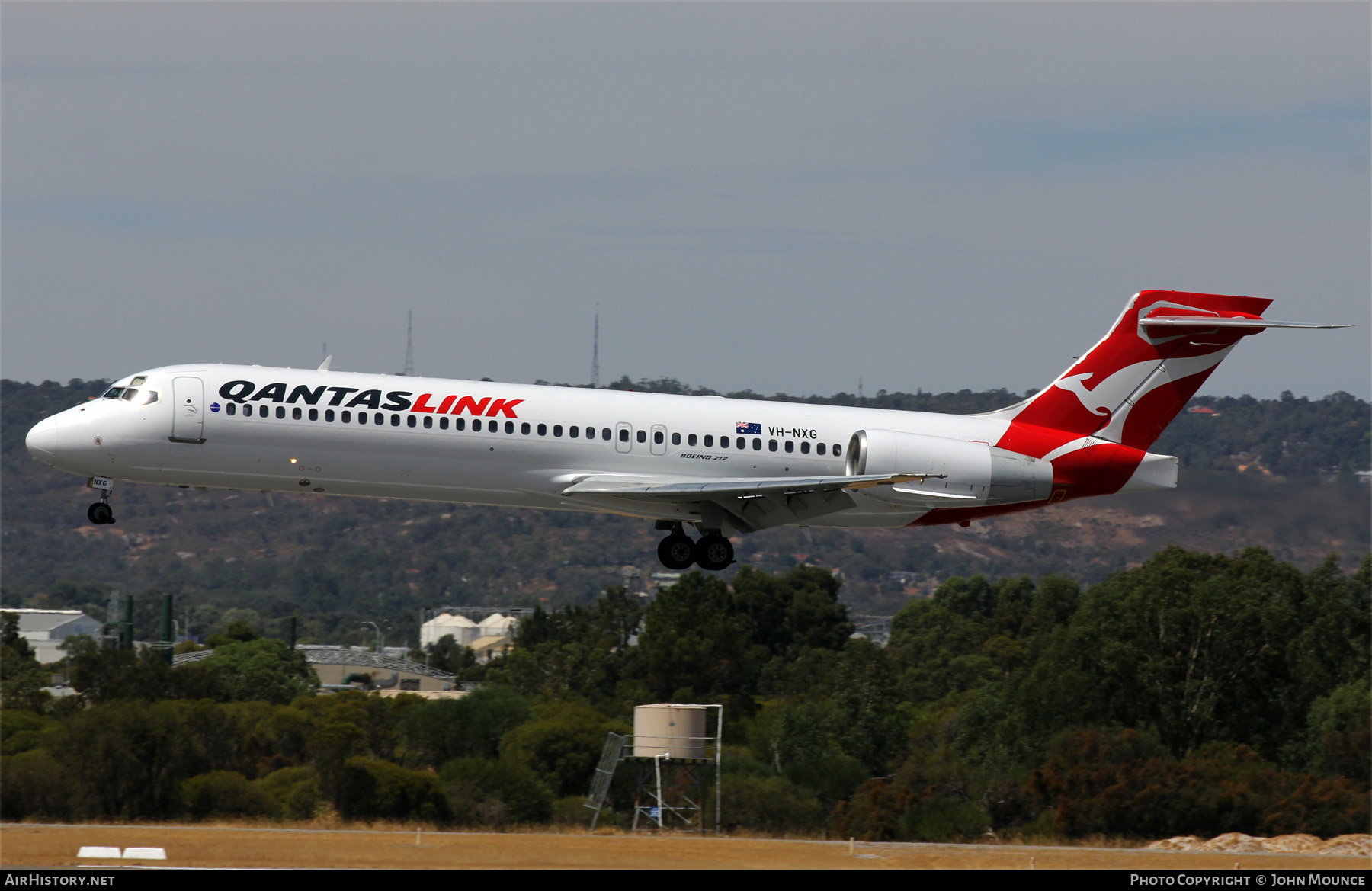 Aircraft Photo of VH-NXG | Boeing 717-2K9 | QantasLink | AirHistory.net #613147