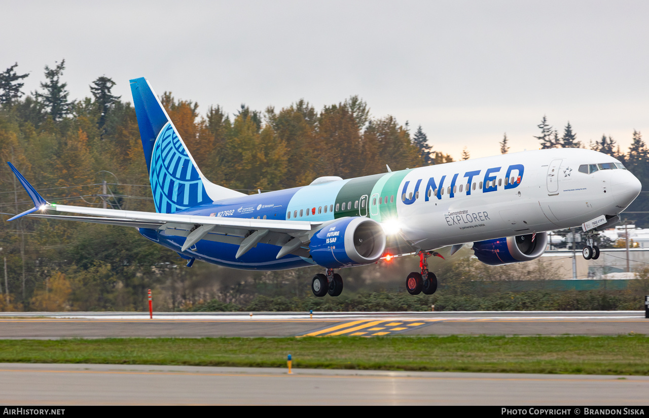 Aircraft Photo of N27602 | Boeing 737-10 Max 10 | United Airlines | AirHistory.net #613154
