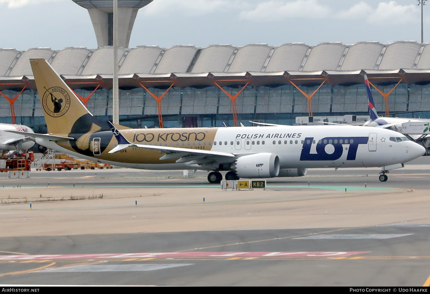 Aircraft Photo of SP-LVK | Boeing 737-8 Max 8 | LOT Polish Airlines - Polskie Linie Lotnicze | AirHistory.net #613196