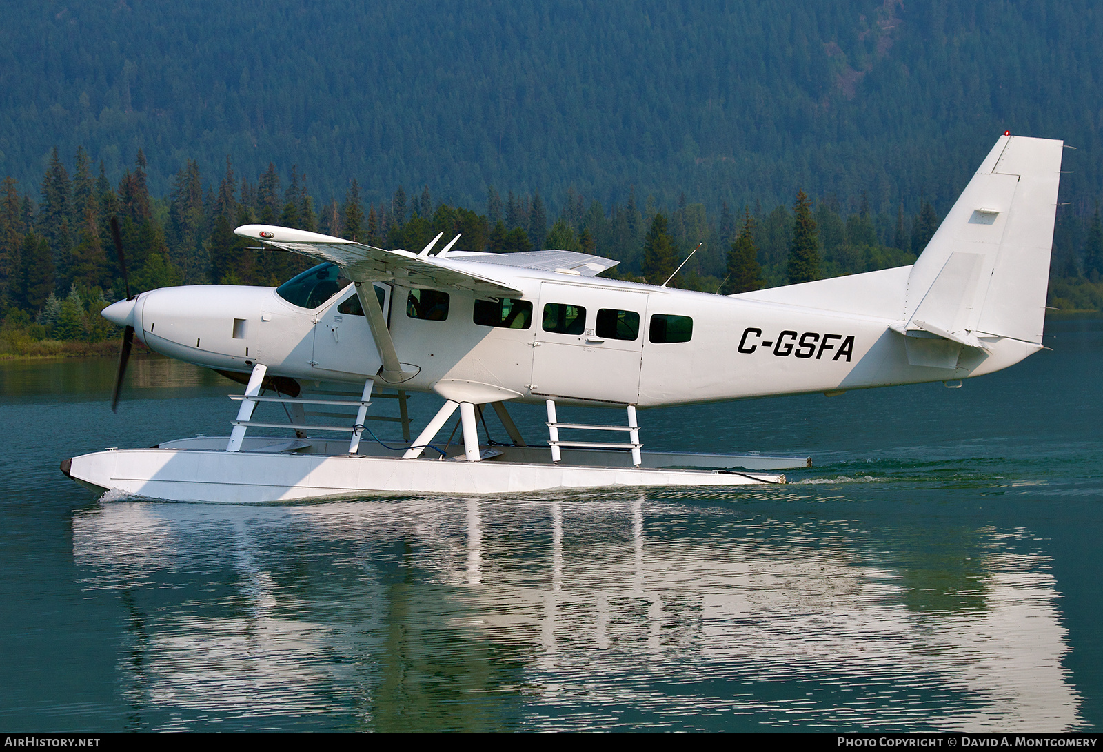 Aircraft Photo of C-GSFA | Cessna 208 Caravan I | AirHistory.net #613240