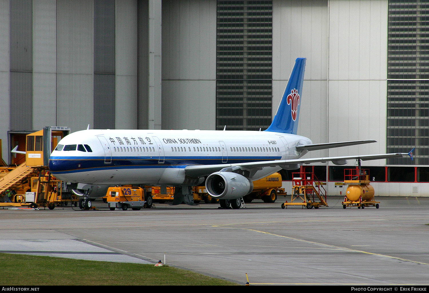 Aircraft Photo of B-6267 | Airbus A321-231 | China Southern Airlines | AirHistory.net #613259