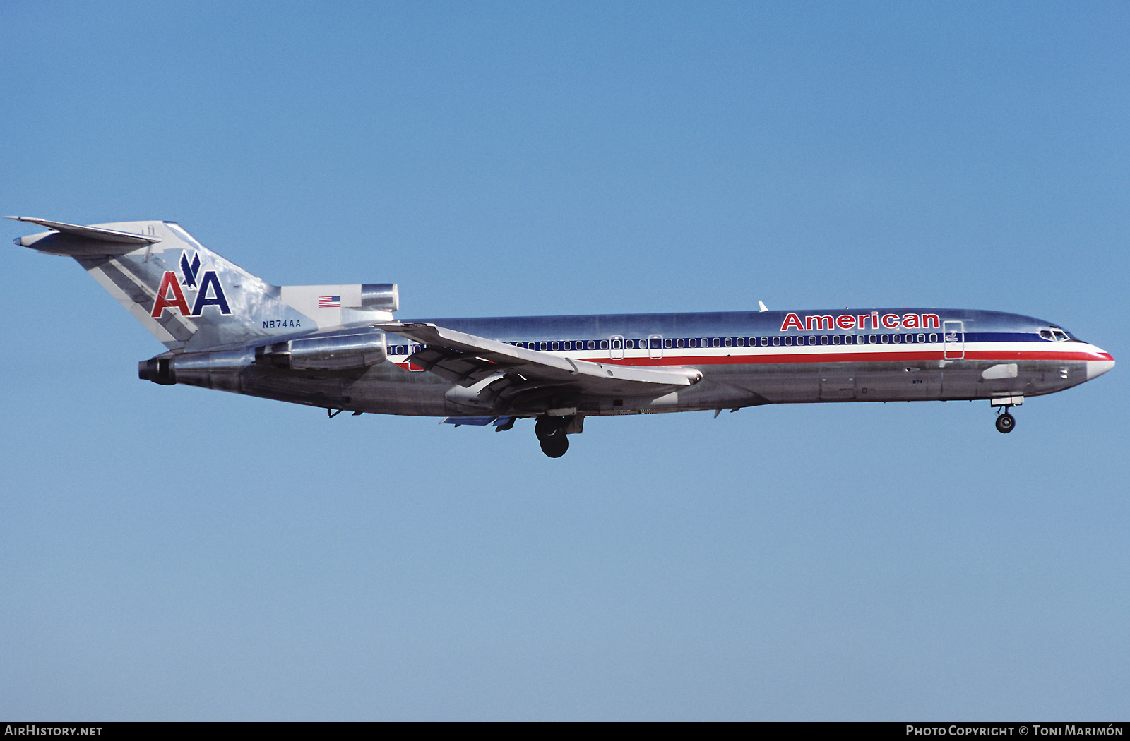 Aircraft Photo of N874AA | Boeing 727-223/Adv | American Airlines | AirHistory.net #613276