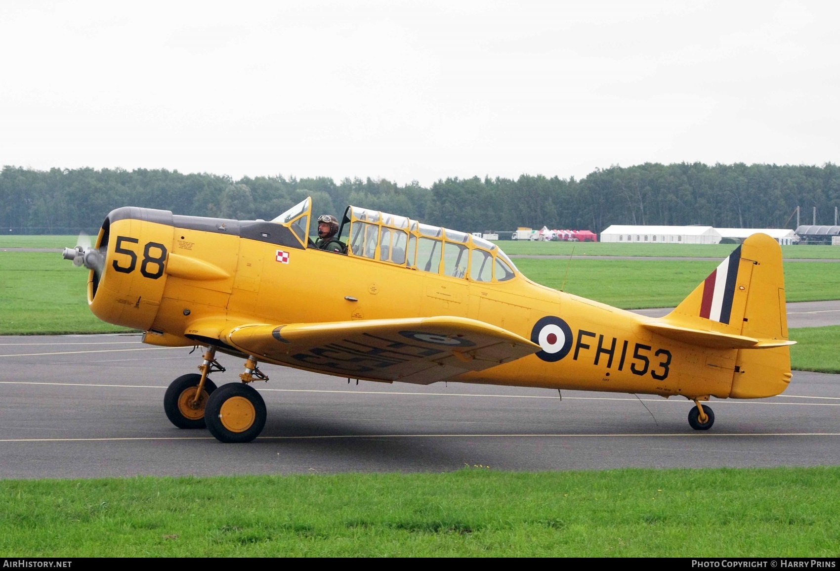 Aircraft Photo of G-BBHK / FH153 | North American AT-16 Harvard IIB | Canada - Air Force | AirHistory.net #613294