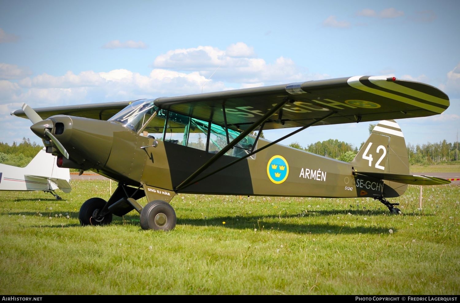 Aircraft Photo of SE-GCH / 51242 | Piper PA-18-150 Super Cub | Sweden - Army | AirHistory.net #613372