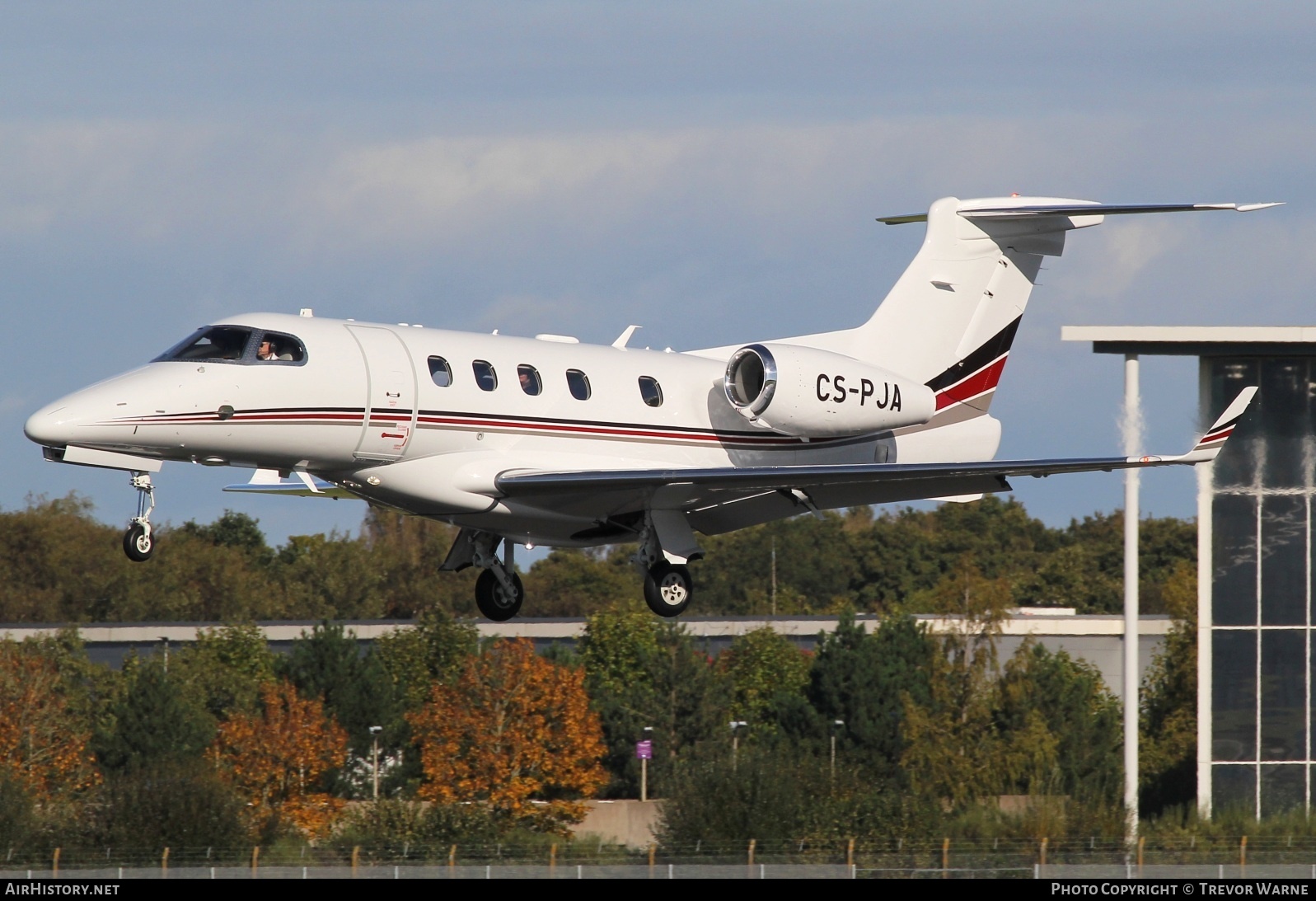 Aircraft Photo of CS-PJA | Embraer EMB-505 Phenom 300 | AirHistory.net #613374