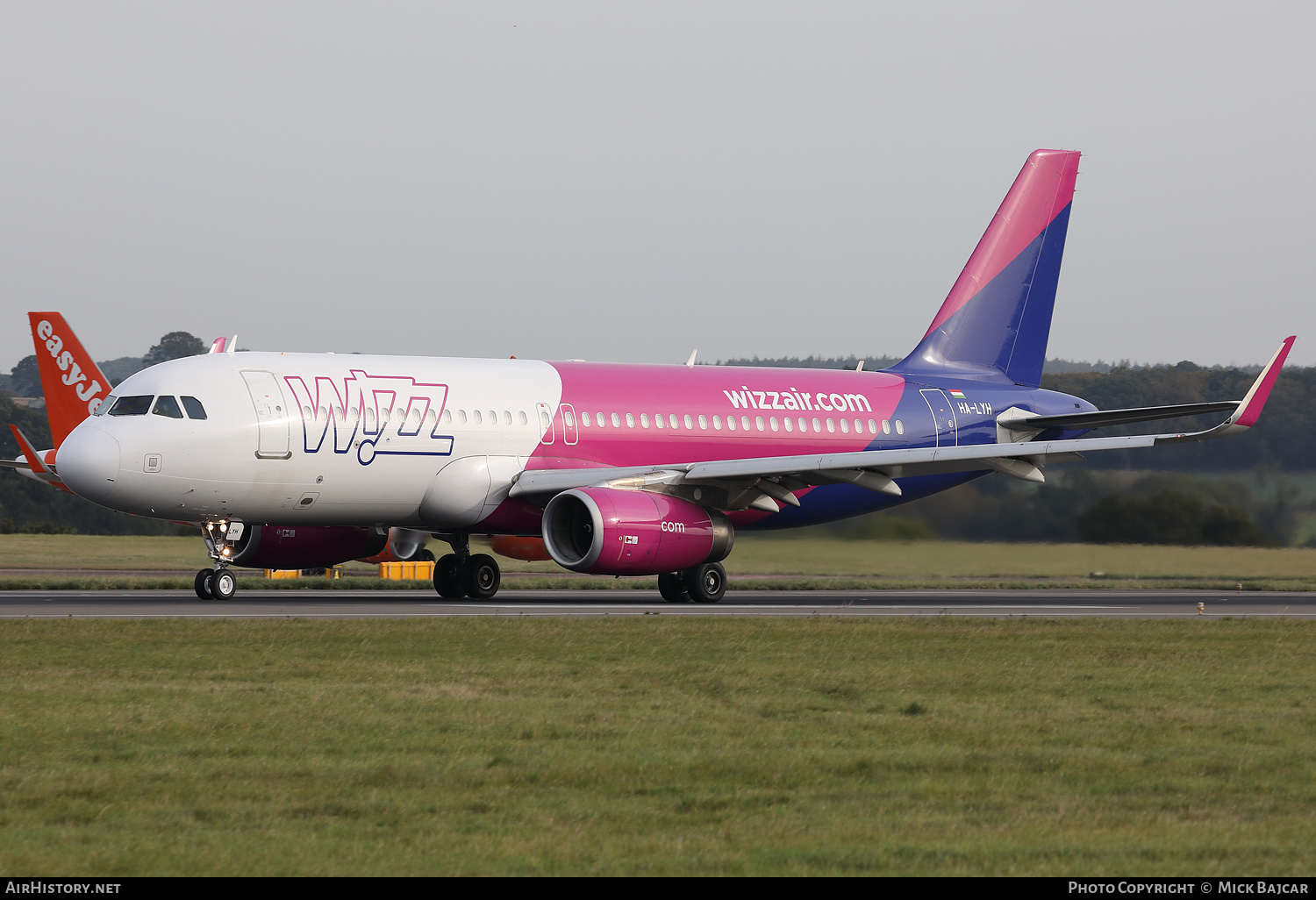 Aircraft Photo of HA-LYH | Airbus A320-232 | Wizz Air | AirHistory.net #613376