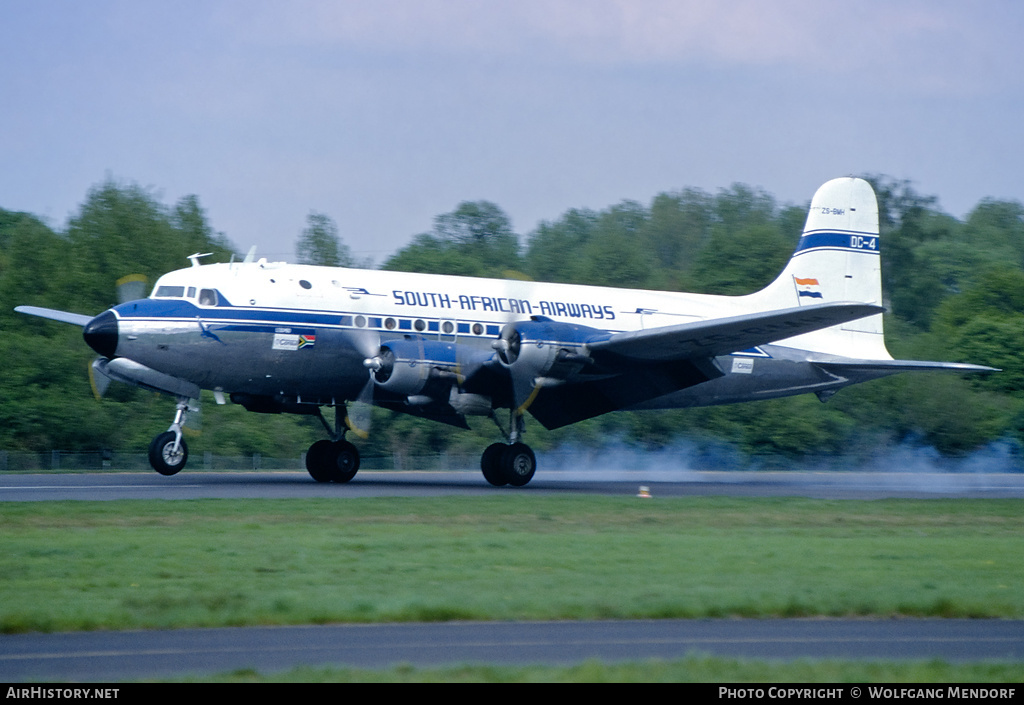 Aircraft Photo of ZS-BMH | Douglas DC-4-1009 | South African Airways - Suid-Afrikaanse Lugdiens | AirHistory.net #613441