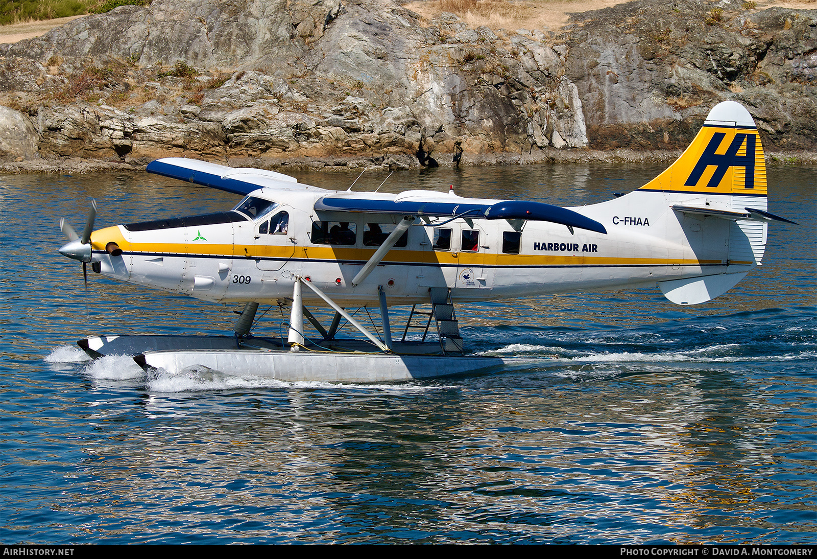 Aircraft Photo of C-FHAA | Vazar DHC-3T Turbine Otter | Harbour Air | AirHistory.net #613484