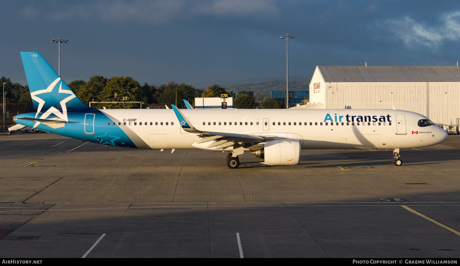 Aircraft Photo of C-GOIP | Airbus A321-271NX | Air Transat | AirHistory.net #613496