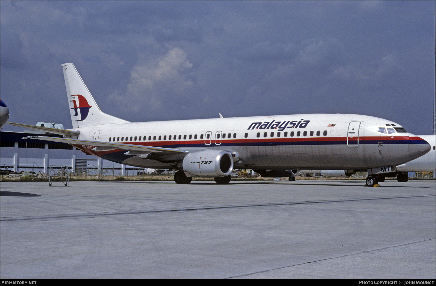 Aircraft Photo of 9M-MMT | Boeing 737-4H6 | Malaysia Airlines | AirHistory.net #613545
