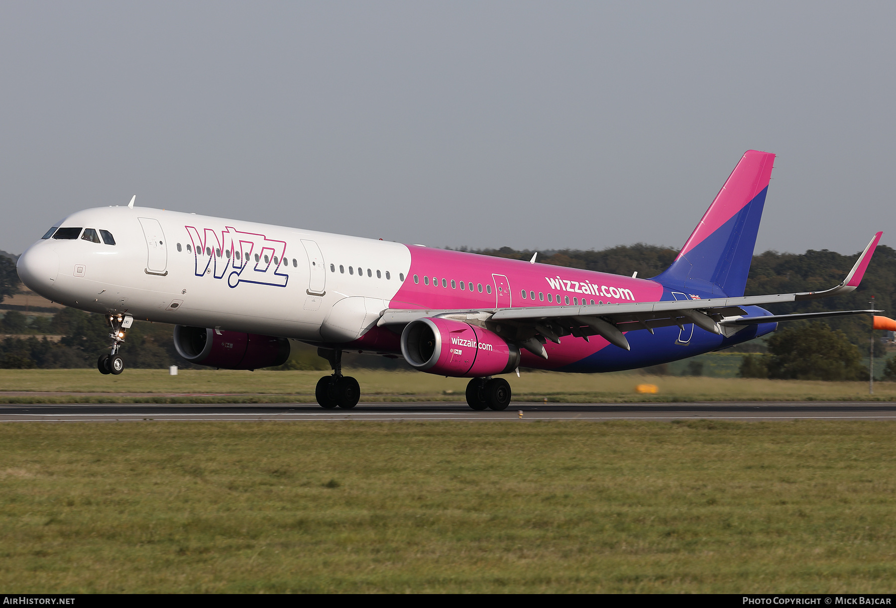 Aircraft Photo of G-WUKI | Airbus A321-231 | Wizz Air | AirHistory.net #613593
