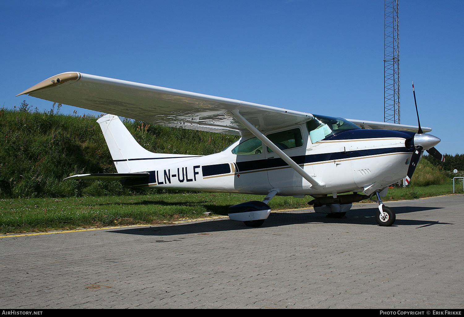 Aircraft Photo of LN-ULF | Cessna 182P Skylane | AirHistory.net #613799