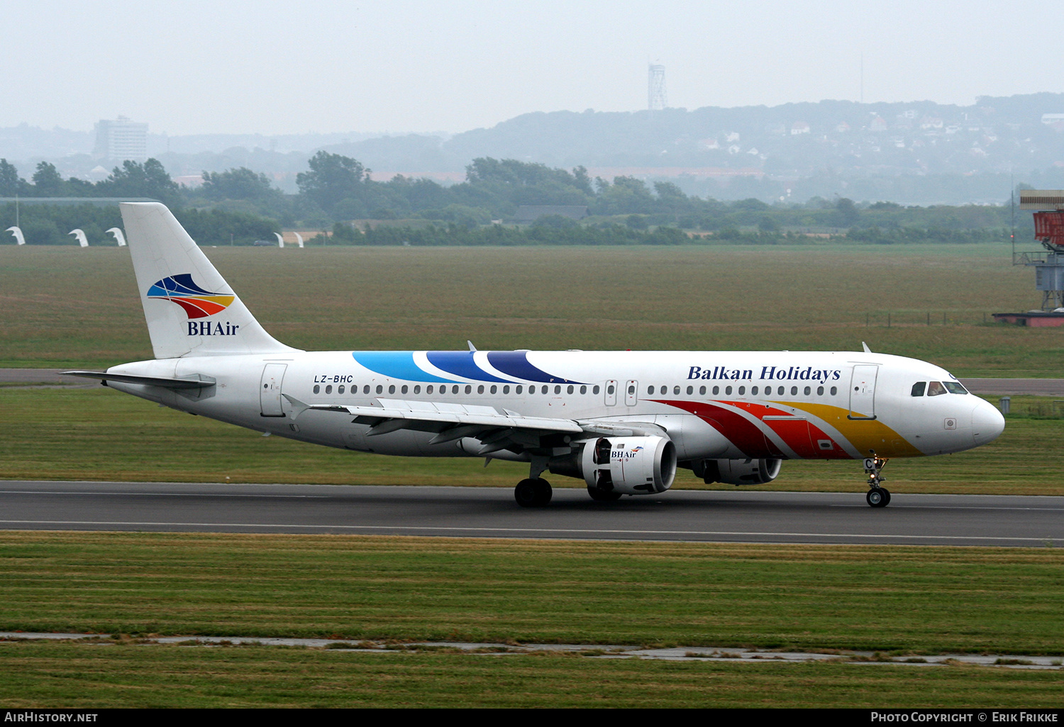 Aircraft Photo of LZ-BHC | Airbus A320-212 | Balkan Holidays Air - BH Air | AirHistory.net #613803