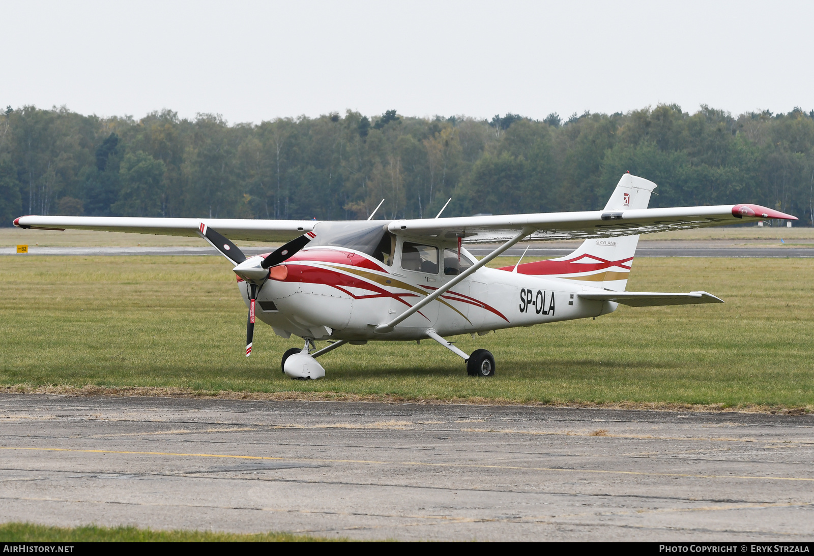 Aircraft Photo of SP-OLA | Cessna 182T Skylane | AirHistory.net #613892