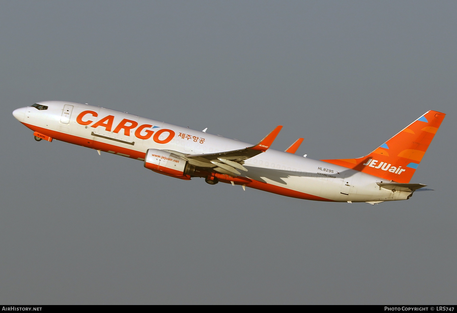 Aircraft Photo of HL8295 | Boeing 737-8Q8(BCF) | Jeju Air Cargo | AirHistory.net #613893