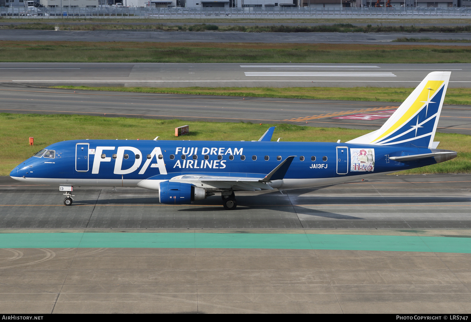 Aircraft Photo of JA13FJ | Embraer 175STD (ERJ-170-200STD) | FDA - Fuji Dream Airlines | AirHistory.net #613895