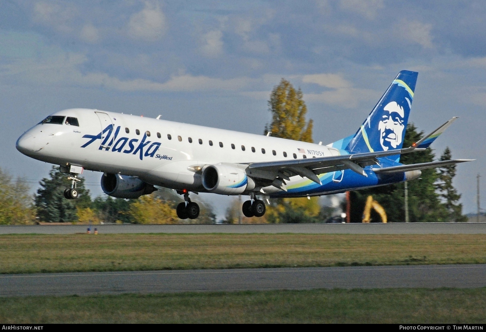 Aircraft Photo of N170SY | Embraer 175LR (ERJ-170-200LR) | Alaska Airlines | AirHistory.net #614056