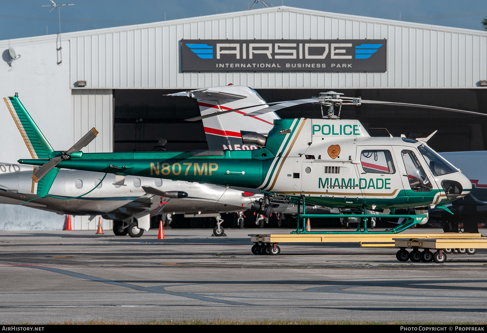 Aircraft Photo of N807MP | Eurocopter AS-350B-3 Ecureuil | Miami Dade Police Department | AirHistory.net #614176