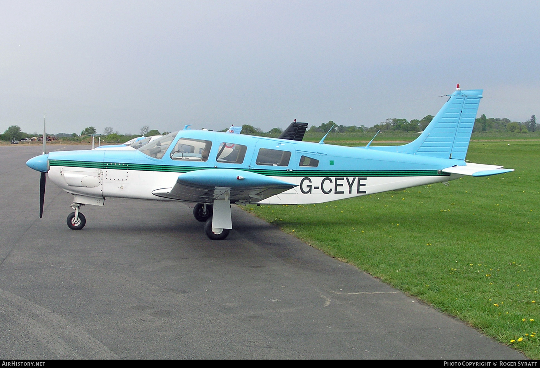 Aircraft Photo of G-CEYE | Piper PA-32R-300 Cherokee Lance | AirHistory.net #614185