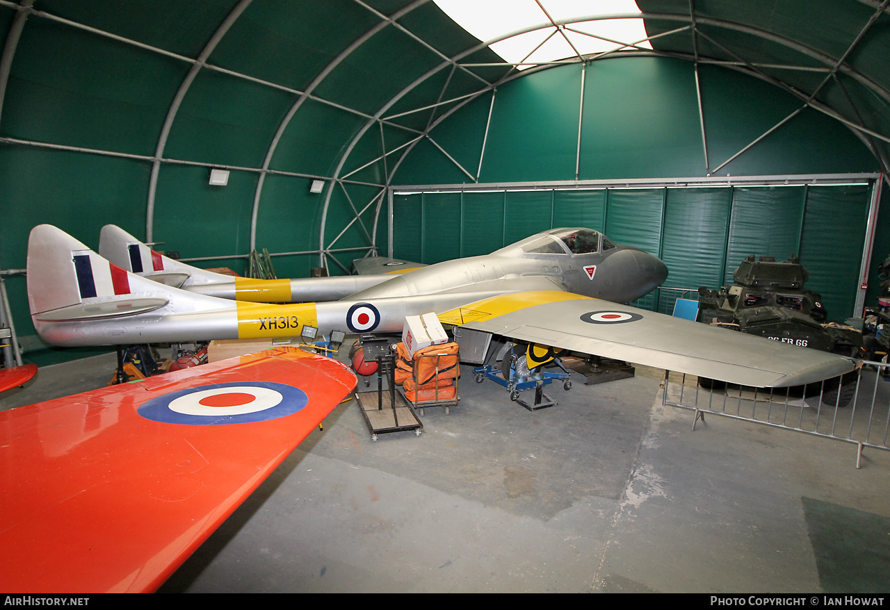 Aircraft Photo of XH313 | De Havilland D.H. 115 Vampire T11 | UK - Air Force | AirHistory.net #614203