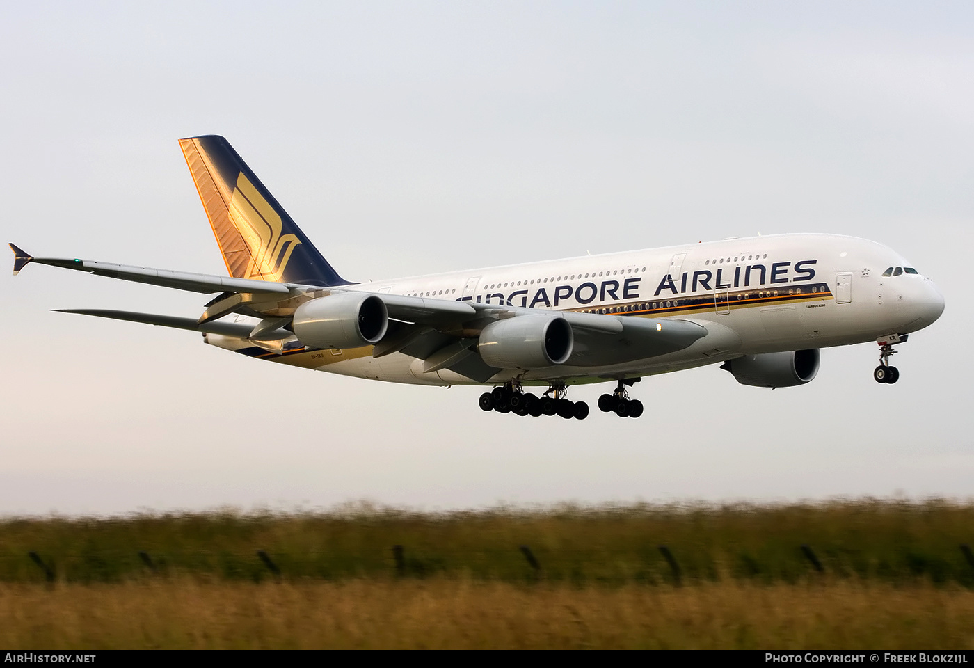 Aircraft Photo of 9V-SKR | Airbus A380-841 | Singapore Airlines | AirHistory.net #614311