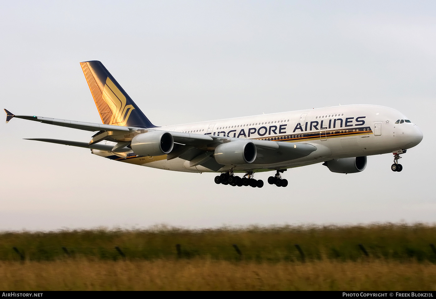 Aircraft Photo of 9V-SKR | Airbus A380-841 | Singapore Airlines | AirHistory.net #614311
