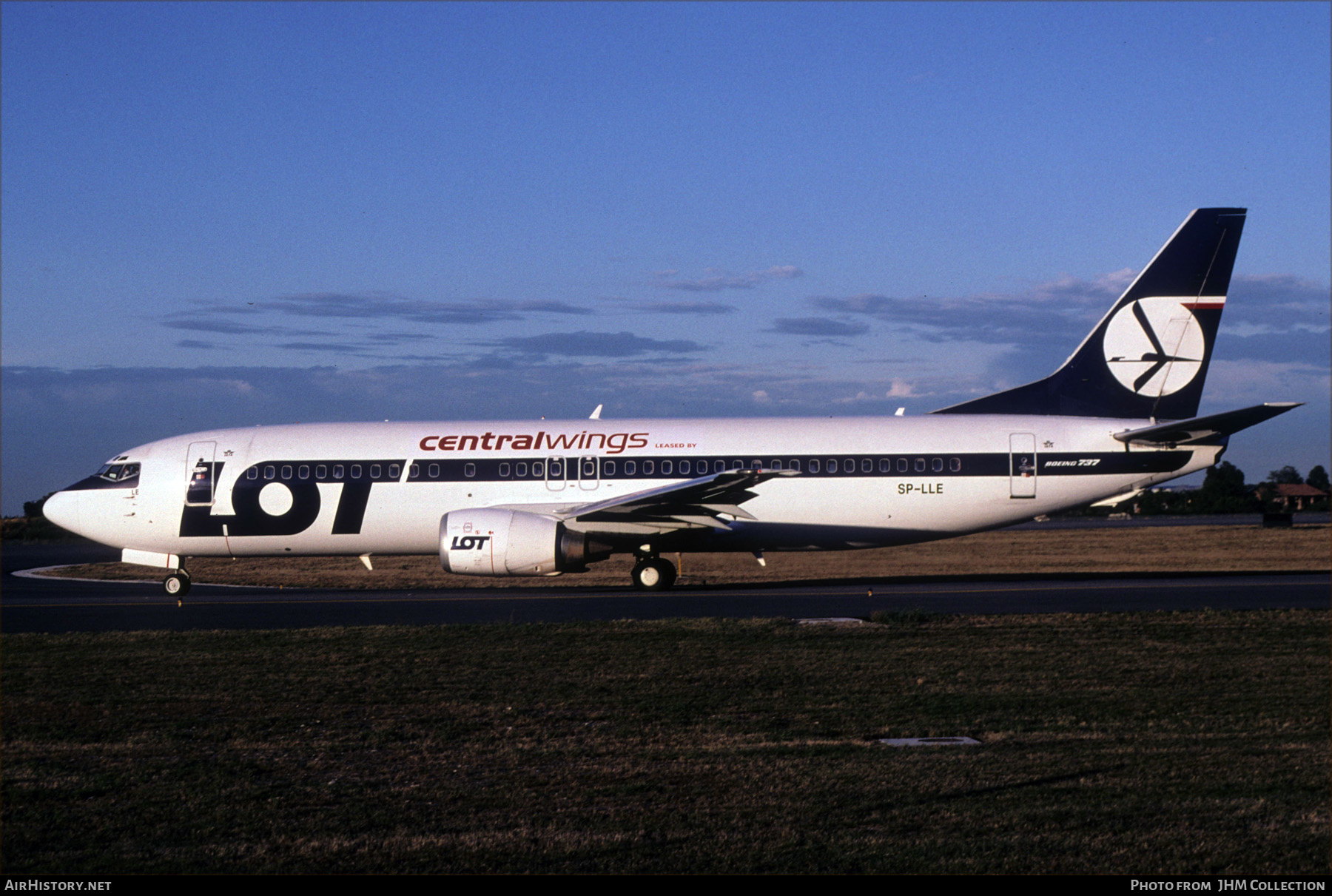 Aircraft Photo of SP-LLE | Boeing 737-45D | Centralwings | AirHistory.net #614355