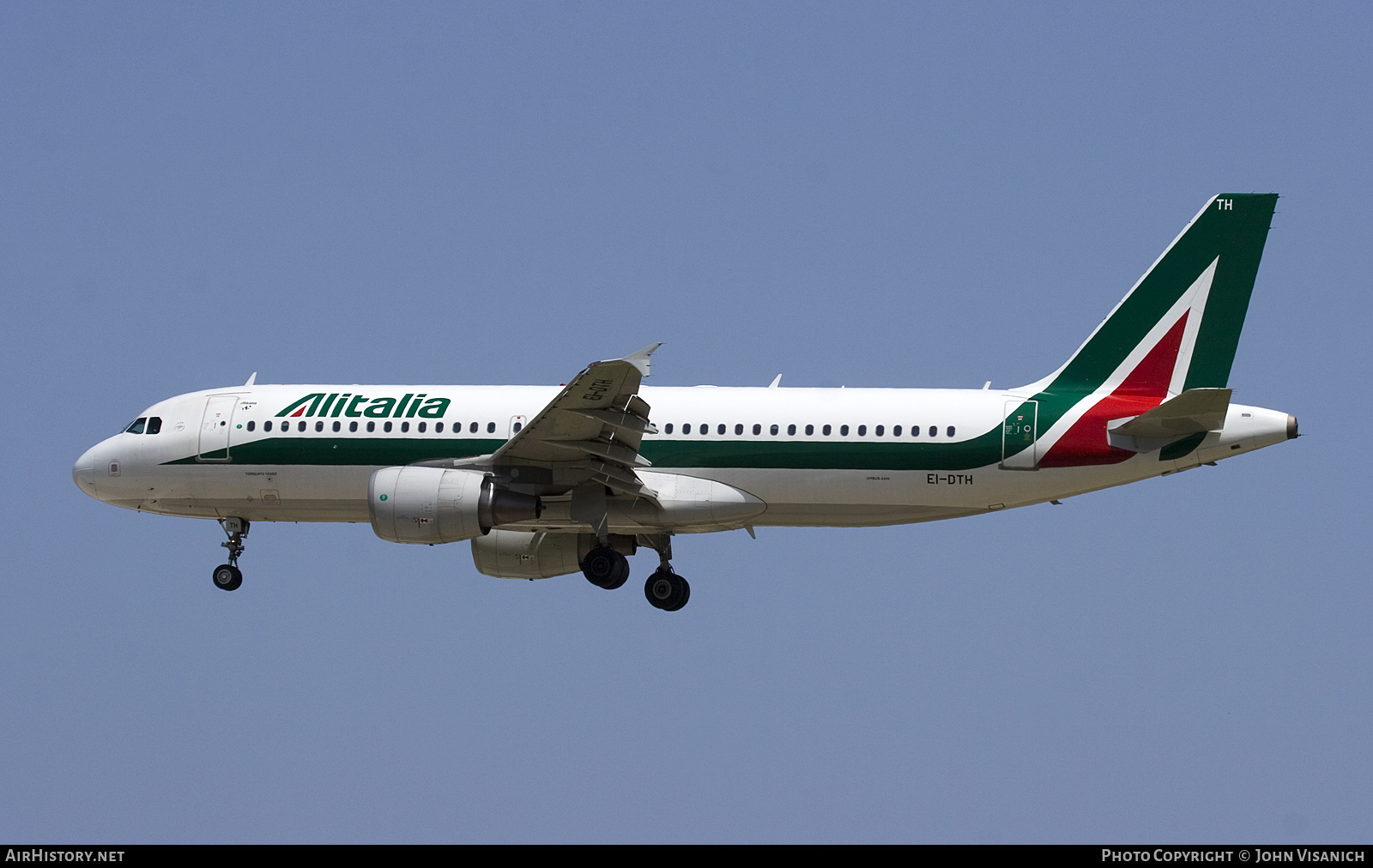 Aircraft Photo of EI-DTH | Airbus A320-216 | Alitalia | AirHistory.net #614365