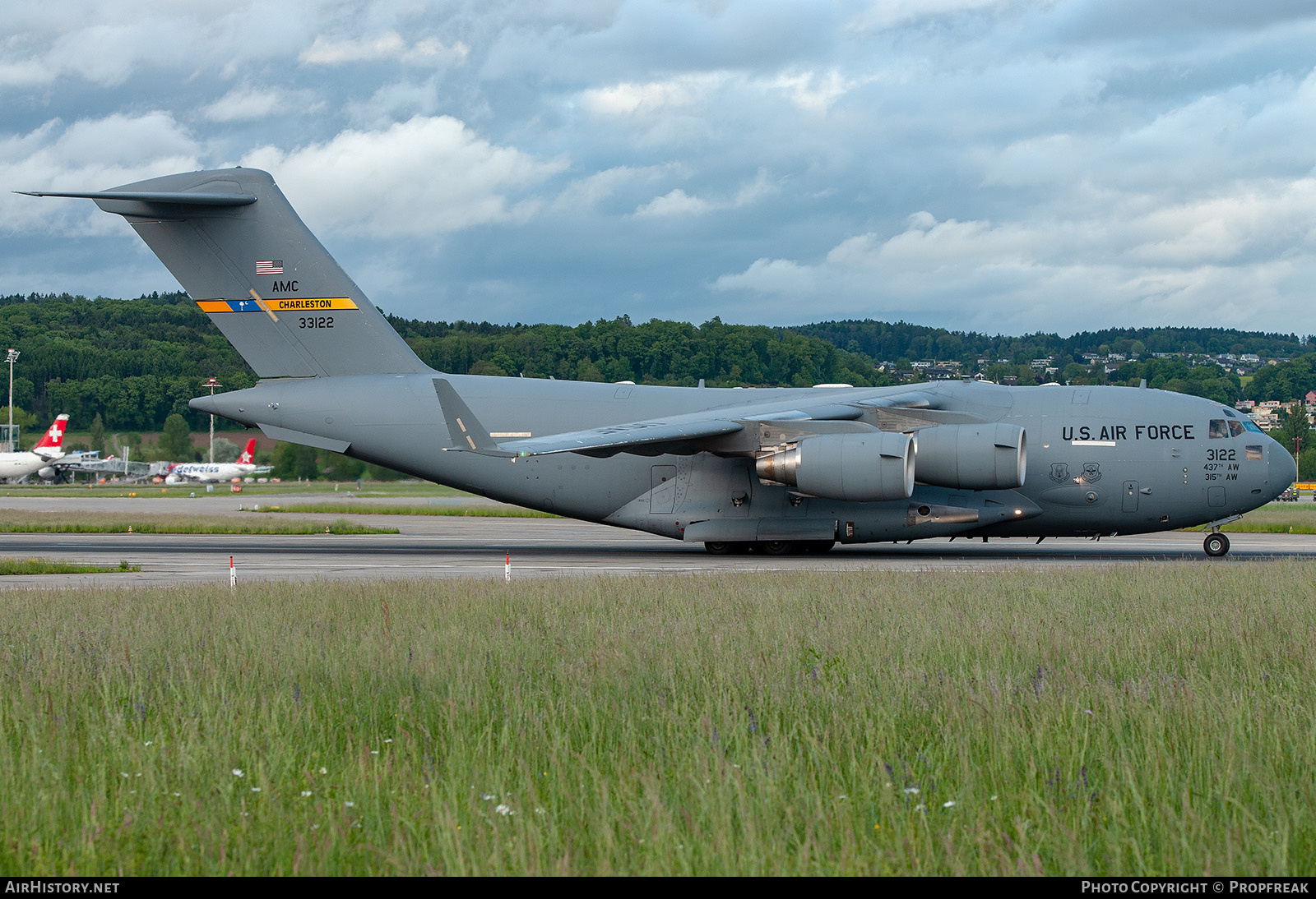 Aircraft Photo of 03-3122 / 33122 | Boeing C-17A Globemaster III | USA - Air Force | AirHistory.net #614409